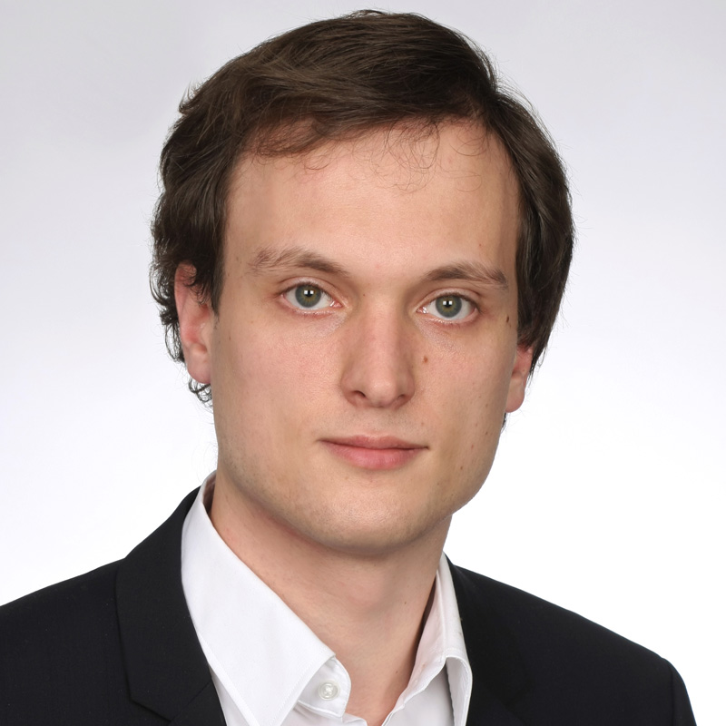  Tobias Hofmann